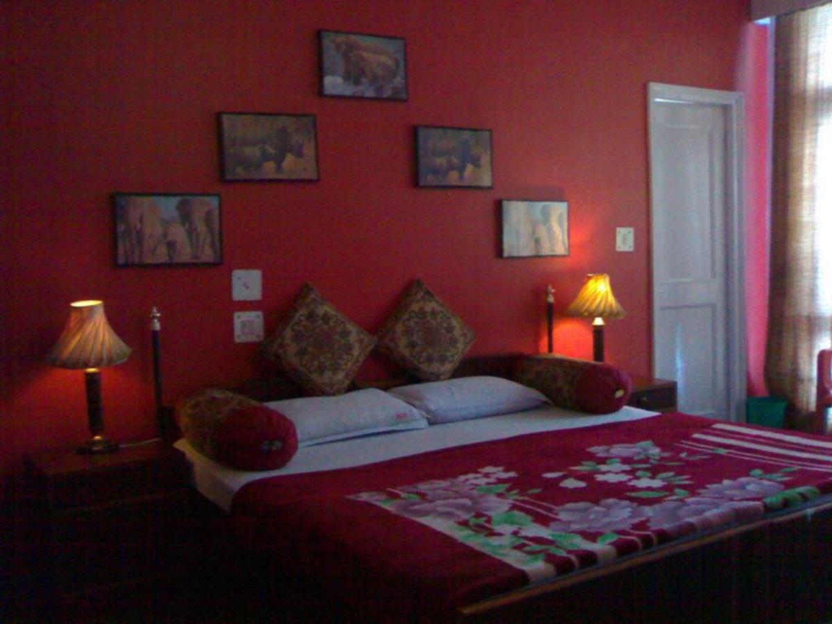 Goroomgo Ankur Lake View Mall Road Nainital - Prime Location With Luxury Room Eksteriør billede